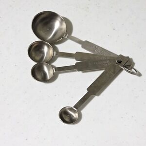 WinCo Stainless Steel 4 pcs Measuring Spoon Set Silver